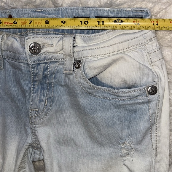 Miss Me Signature Skinny Low Rise Distressed, Patches Jeans, Size 27x31 - Picture 7 of 16